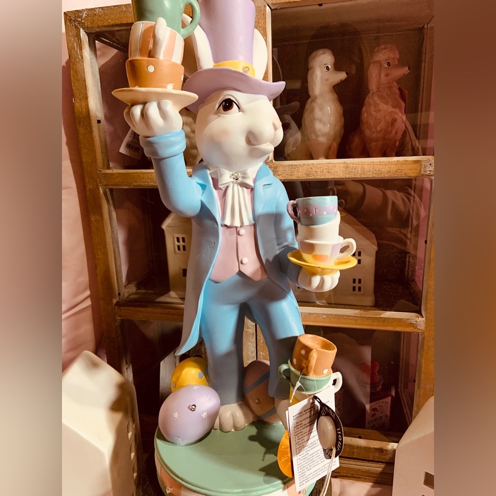 Viral light up juggling teacup bunny